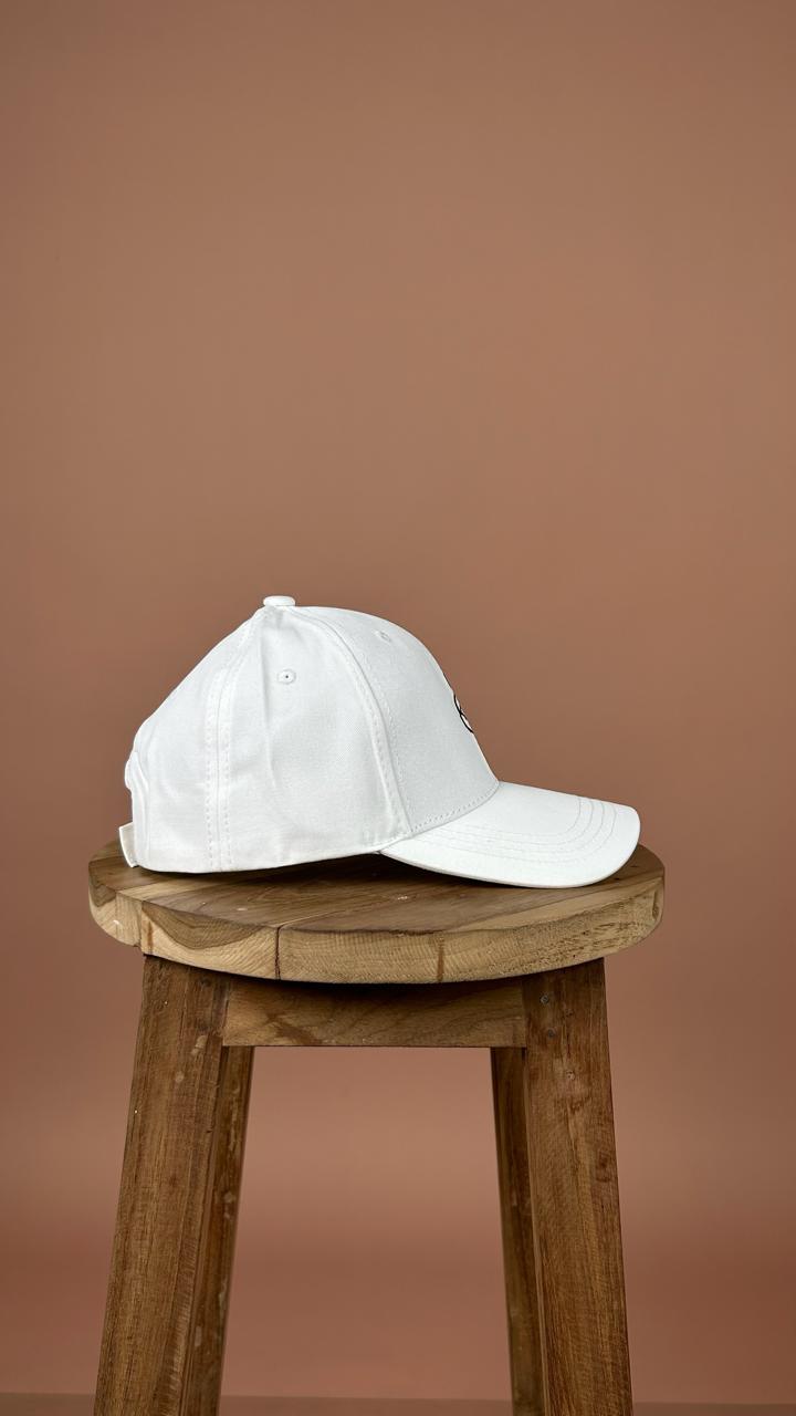 O three Logo Cap White